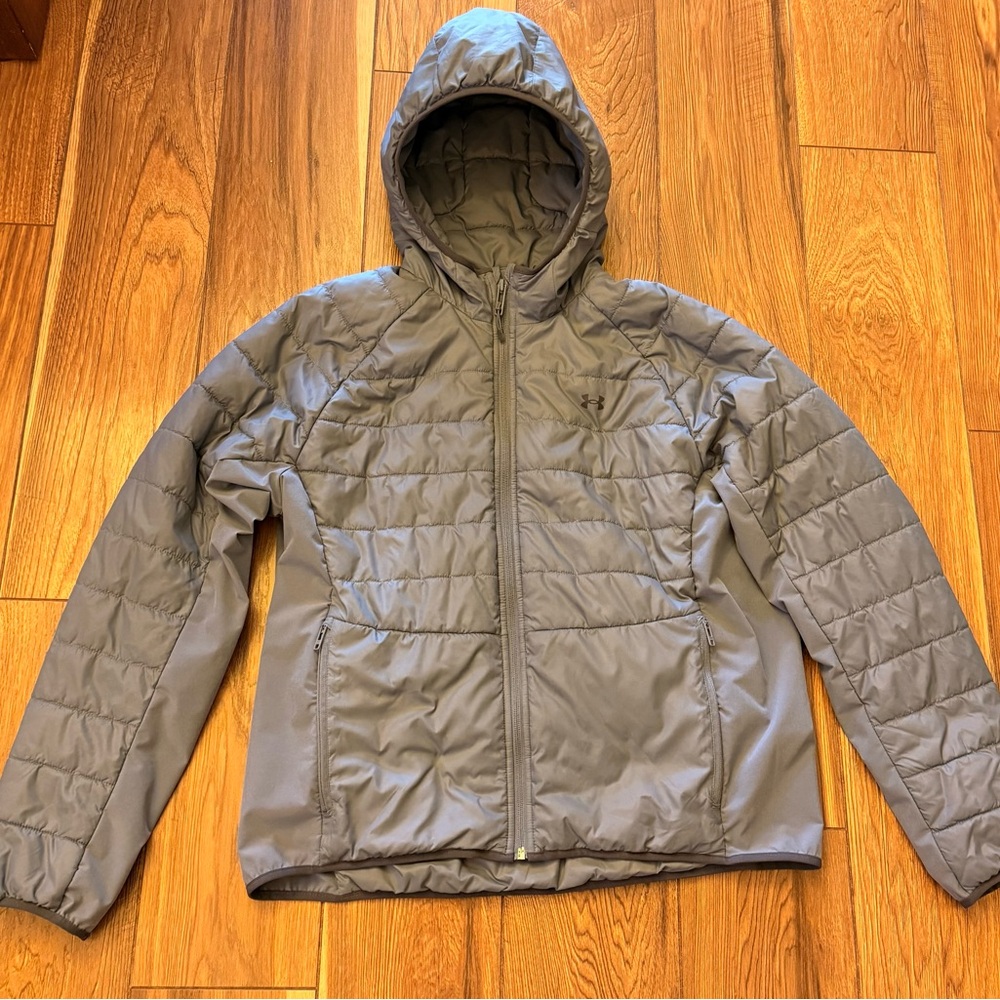 Under Amour women’s Gray blue Hooded Puffer Jacket